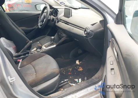 2017 Toyota Yaris Ia z USA, uszkodzony, nr VIN 3MYDLBYV1HY158225